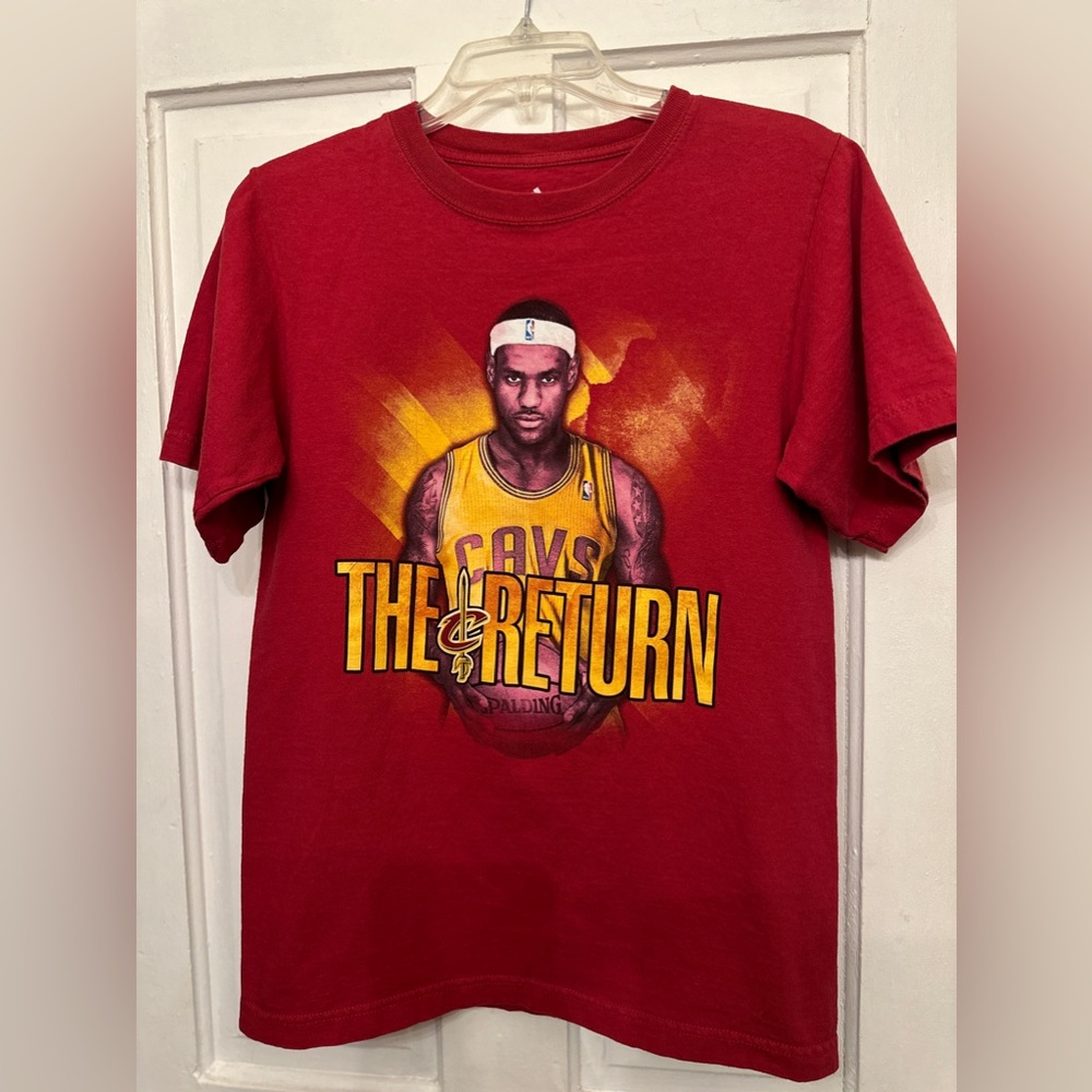 Adidas Men's Small LeBron James The Return Cleveland Cavaliers NBA Tee